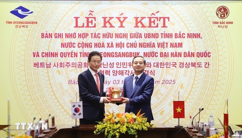 Bac Ninh, RoK's Gyeongsangbuk-do seal cooperation pact